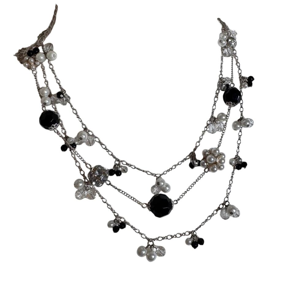White House Black Market Faux Pearl Rhinestone Beaded Necklace Womens Classic